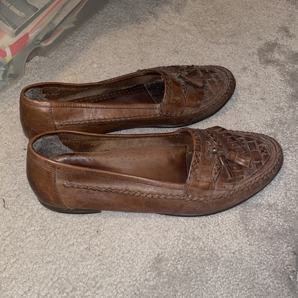 Used Loafers - Picture 2 of 4